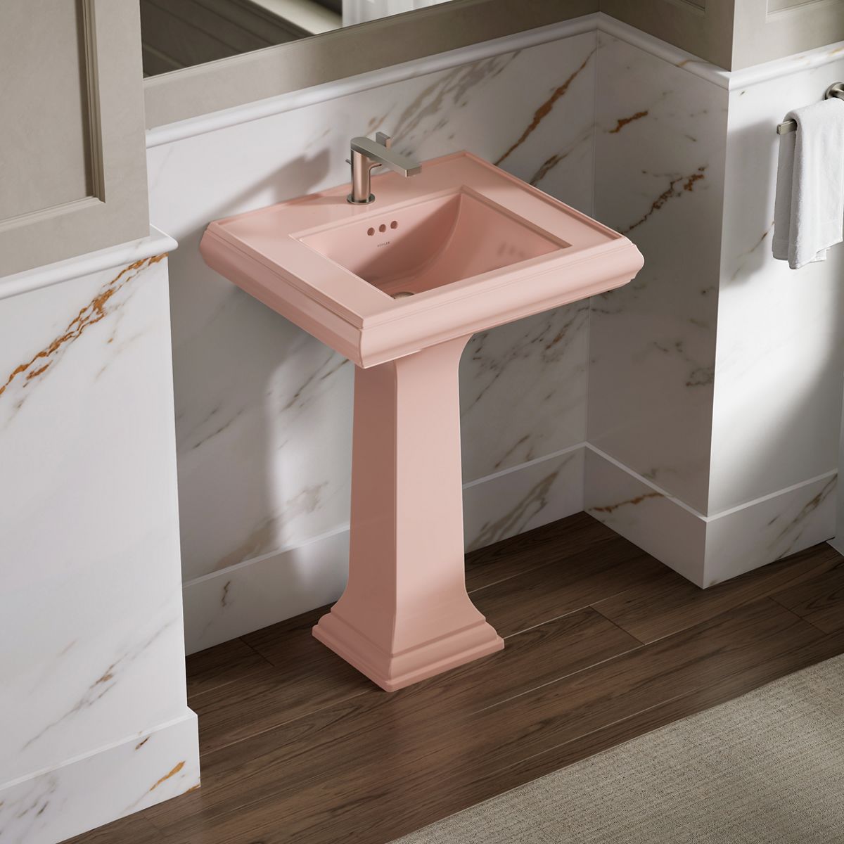 Memoirs® Bathroom sink pedestal
