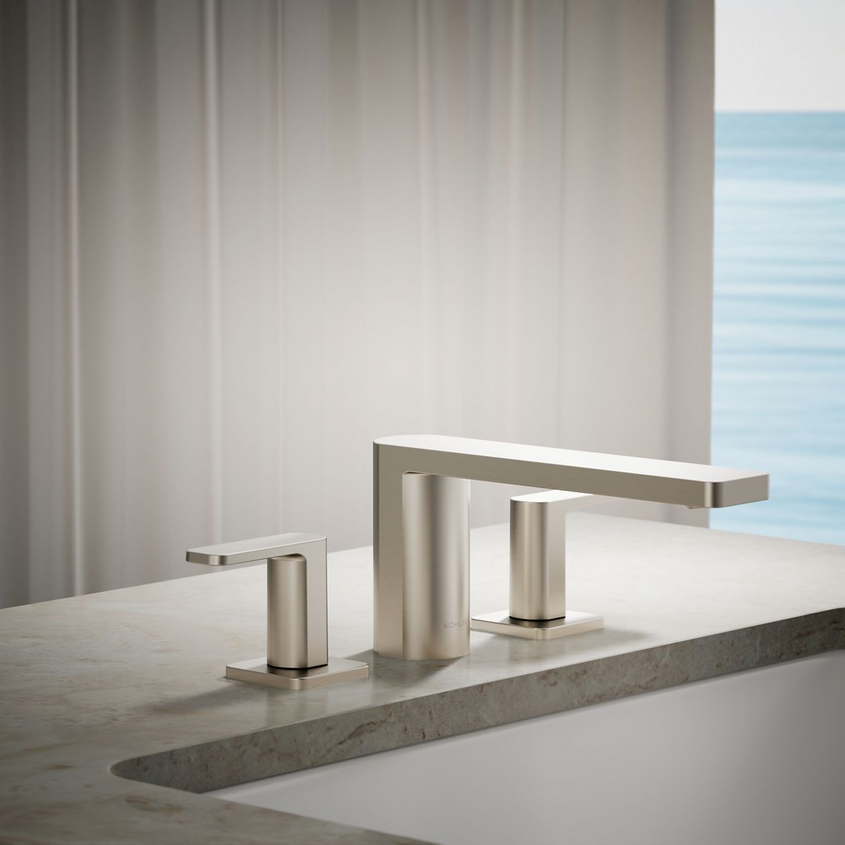 Parallel® Deck-mount bath faucet