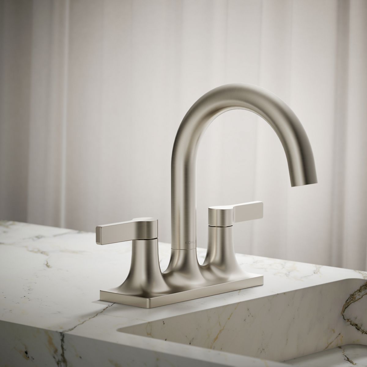 Venza® Centerset bathroom sink faucet, 1.0 gpm