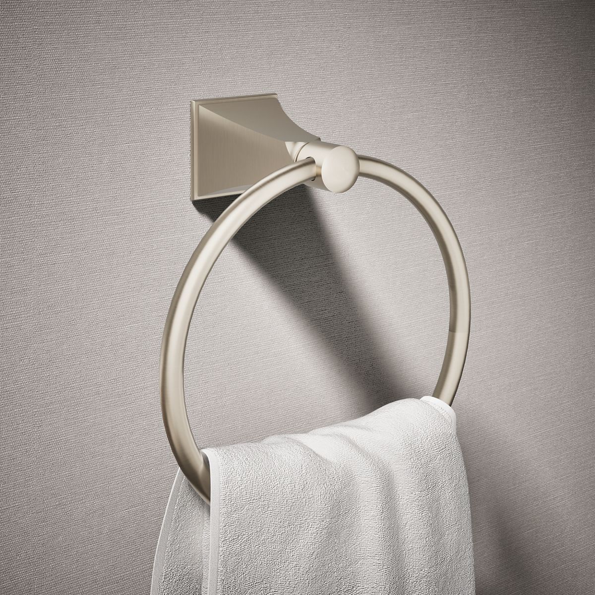 Memoirs® Stately Towel ring