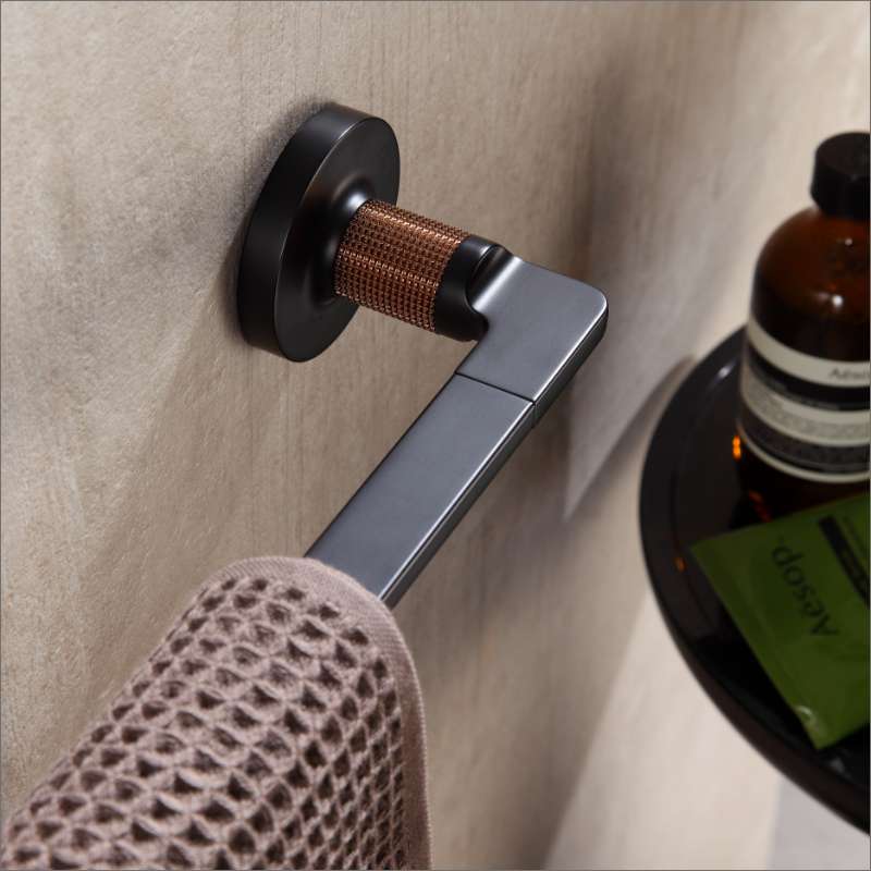 Blaze 8″ Towel Bar