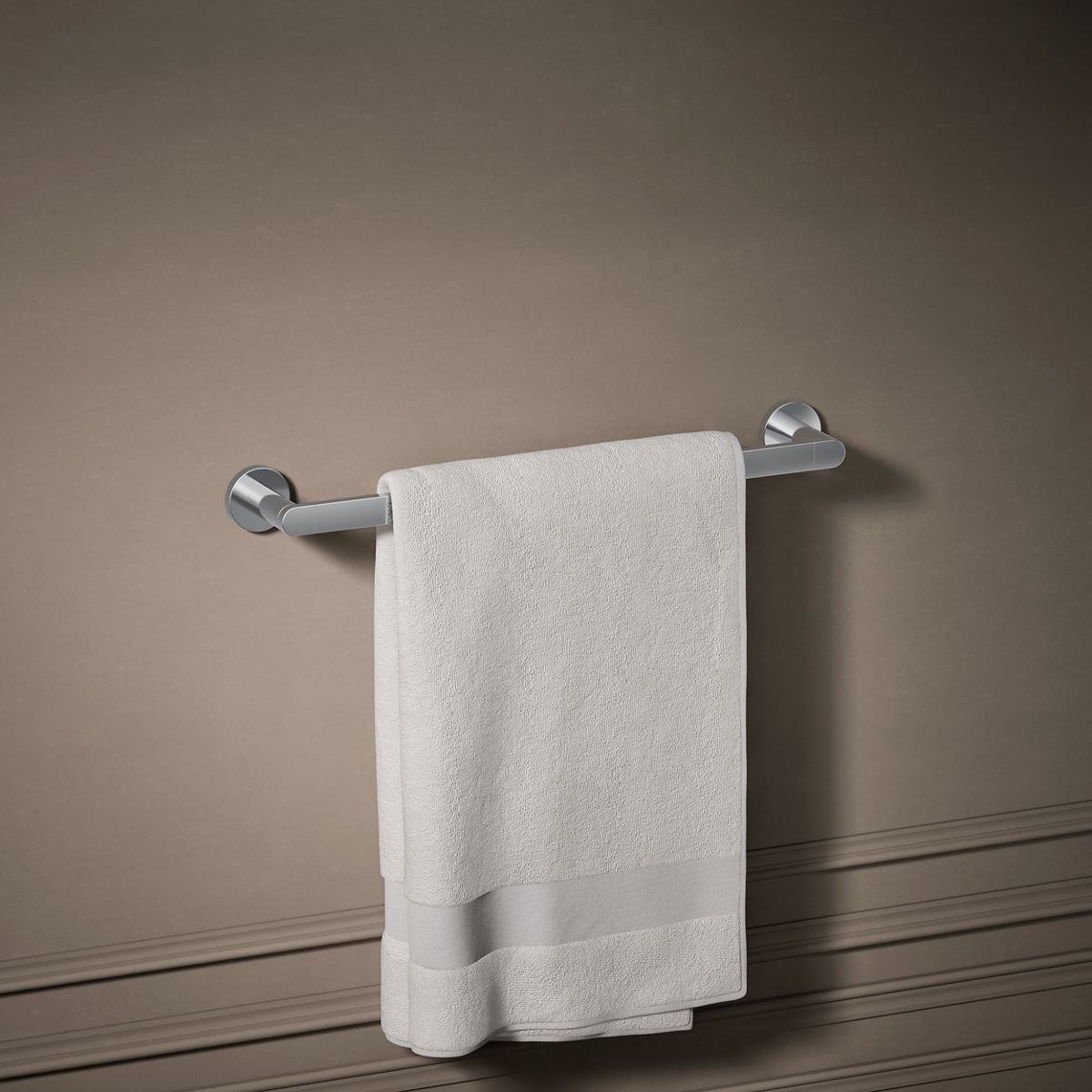 Composed® 18" towel bar