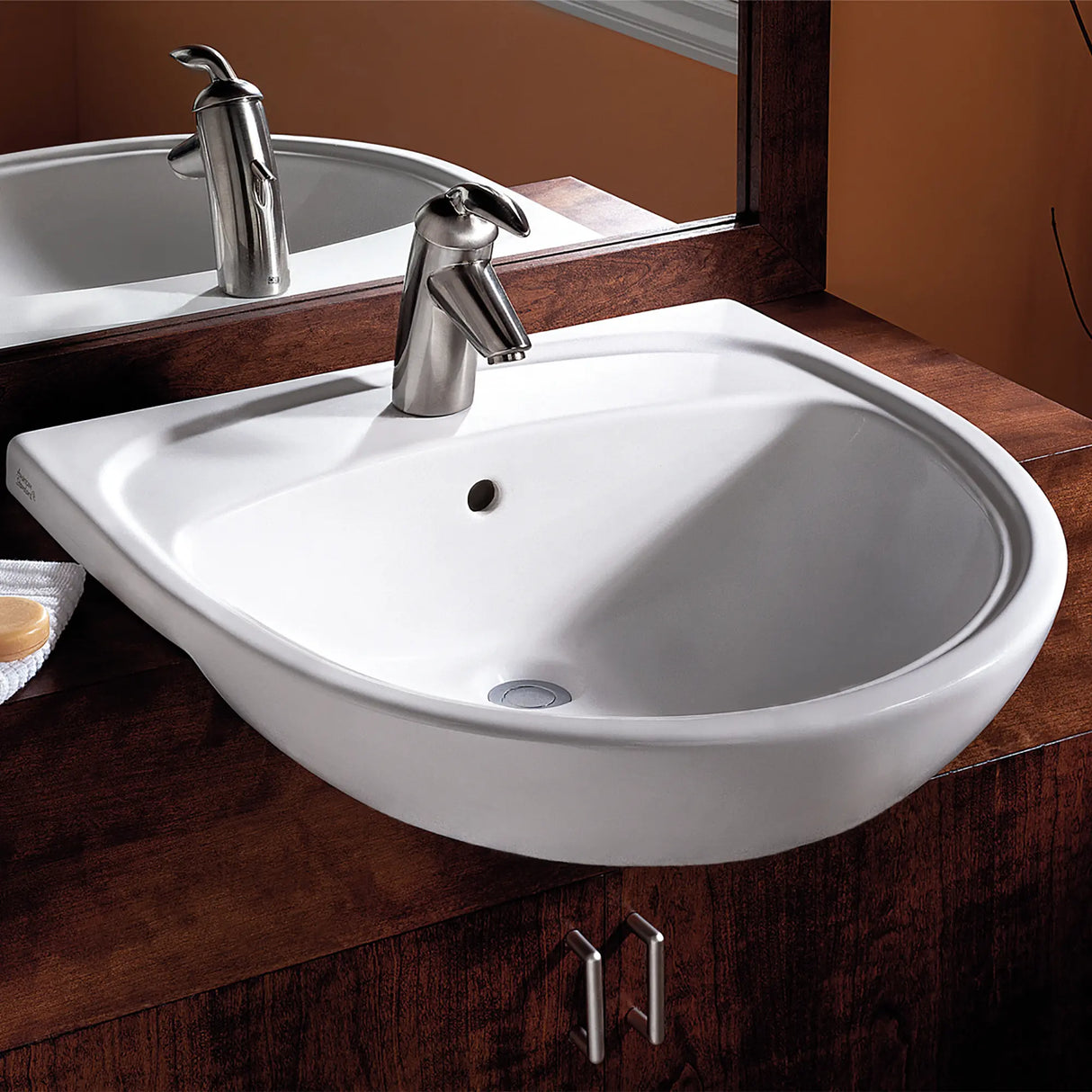Mezzo Semi-Countertop Sink With Center Hole Only