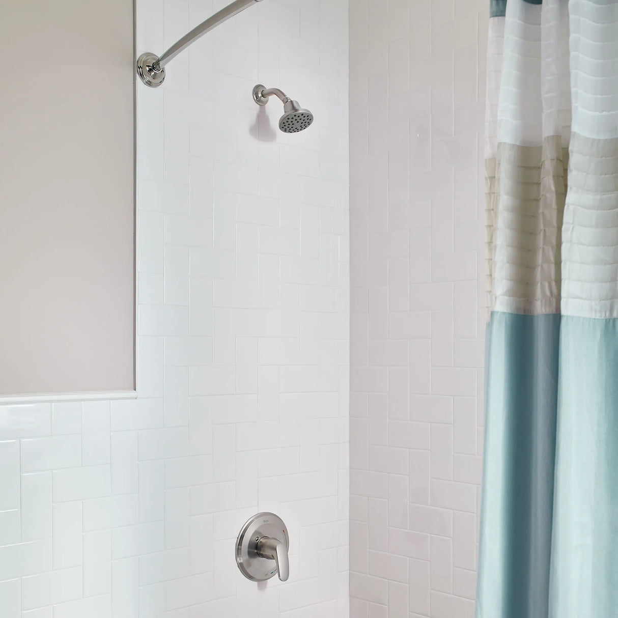 Colony® PRO 1.75 gpm/6.6 L/min Water-Saving Showerhead