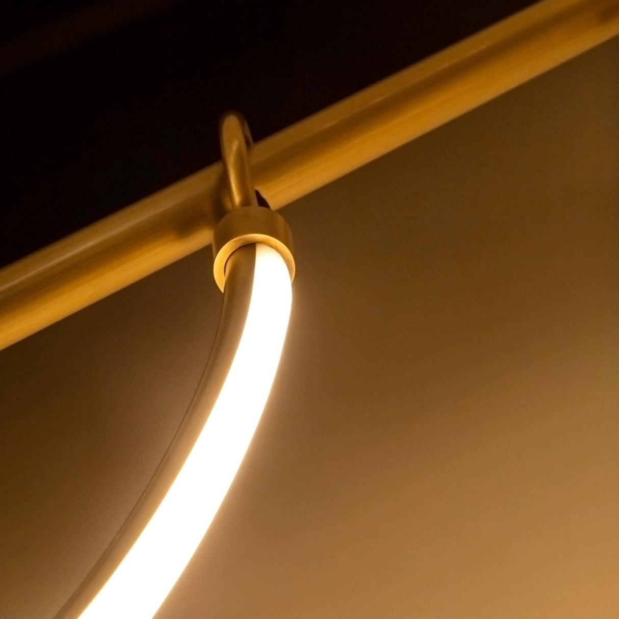 Alora Aryas 48-in Linear Pendant