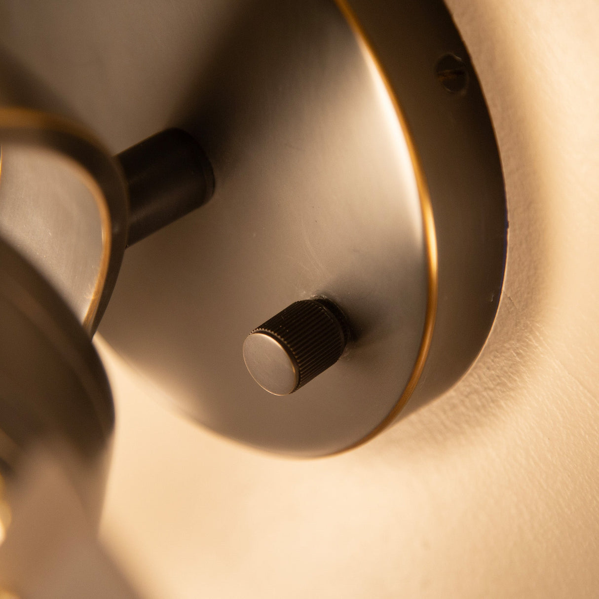 Alora Blanco 6-in Wall/Vanity Light