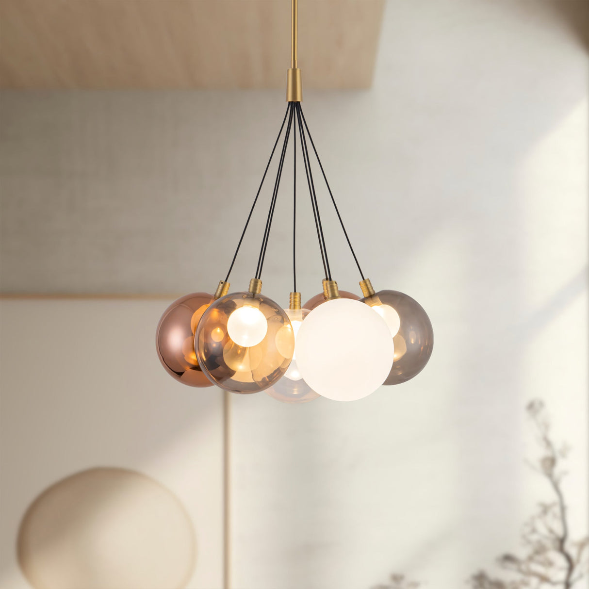 Kuzco Bolla 17-in Chandelier