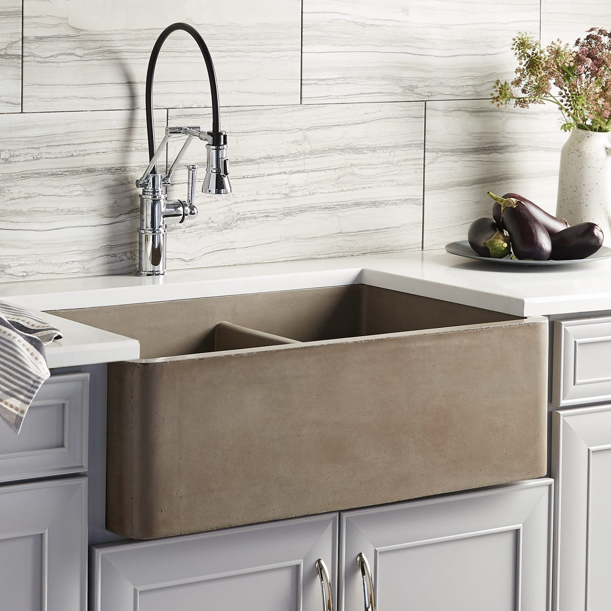 Farmhouse Double Bowl Kitchen Sink