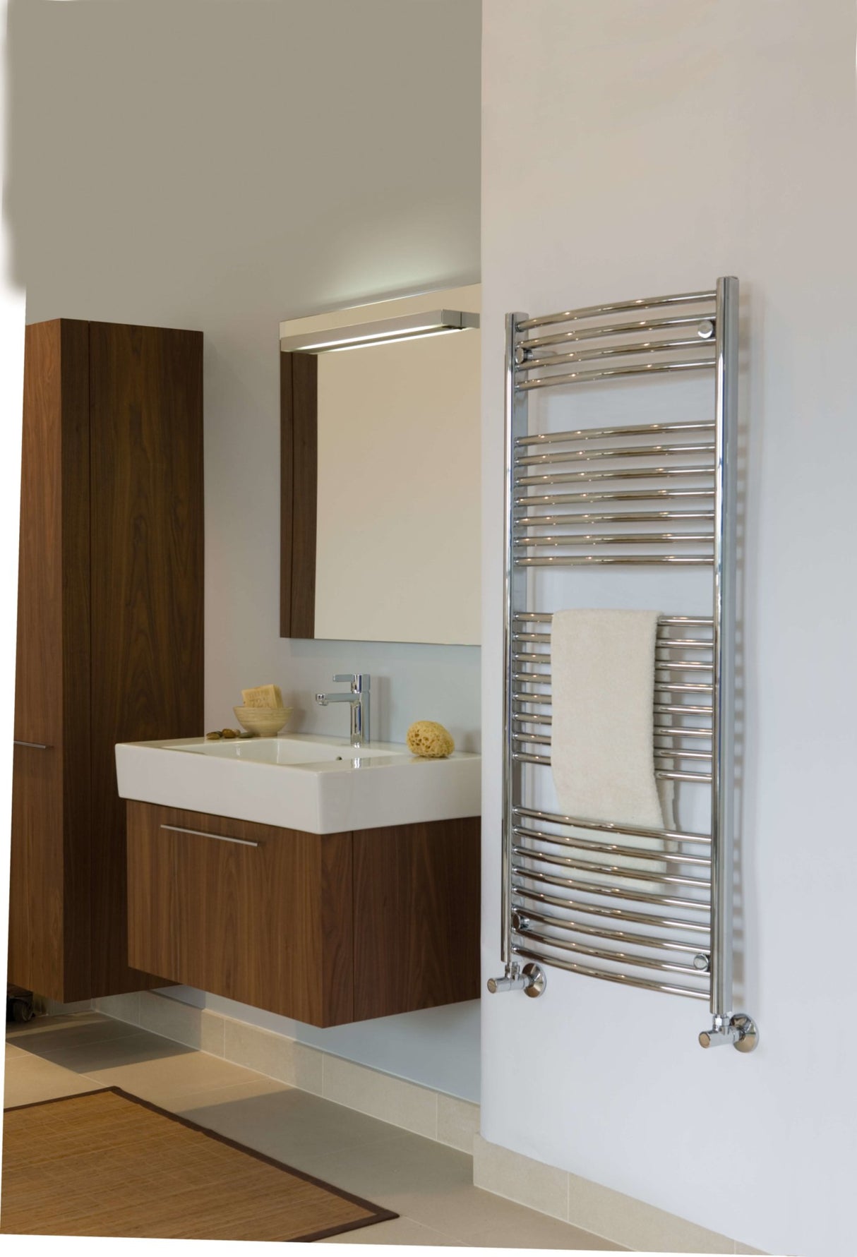 23.5"x51" Tuzio Blenheim Towel Warmer