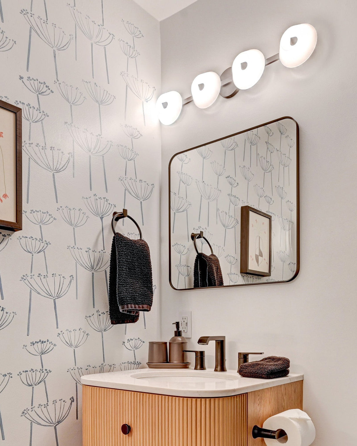 Kuzco Holt 30-in Vanity Light