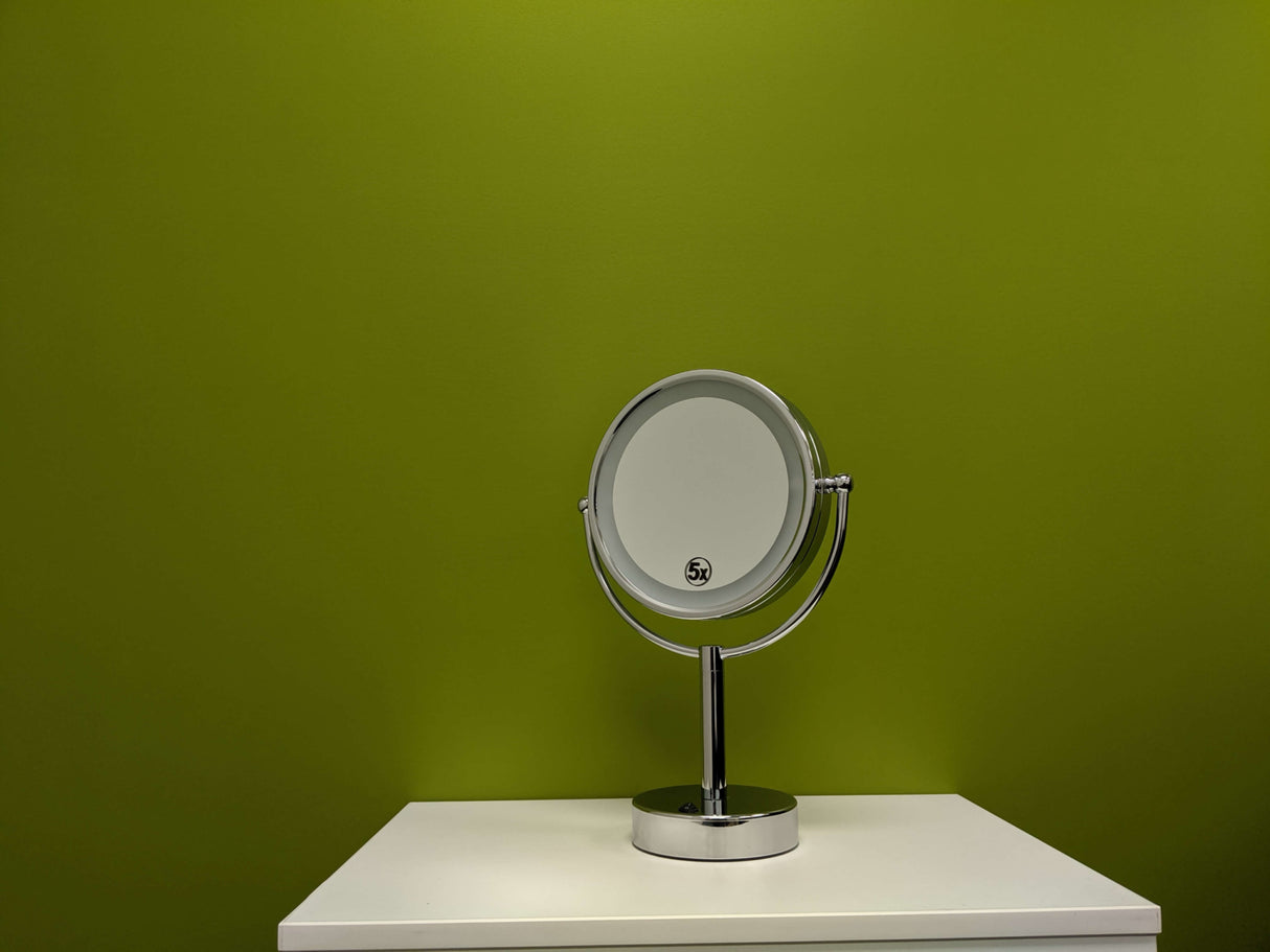 8.5″ Double Sided Lighted Free Standing Mirror Zoom 5x