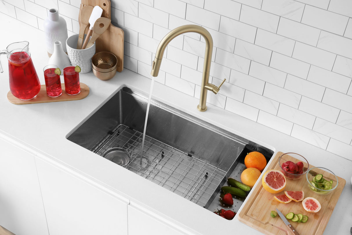 Catania Single Handle Brushed Gold Pull Down Kitchen Faucet