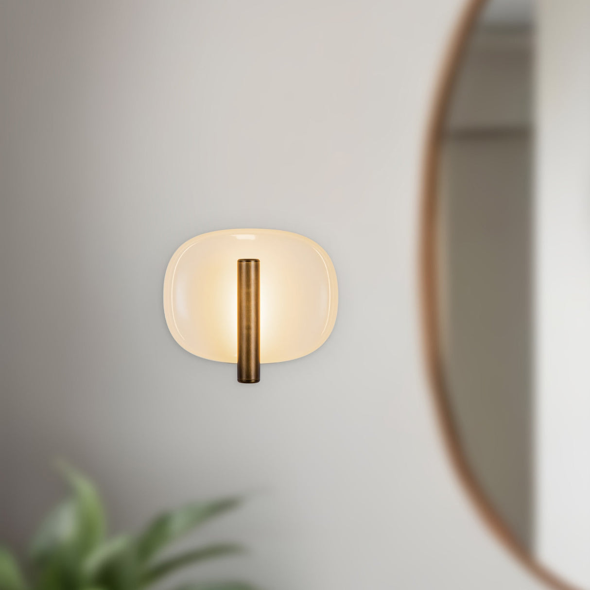 Kuzco Lustre 9-in Wall Sconce