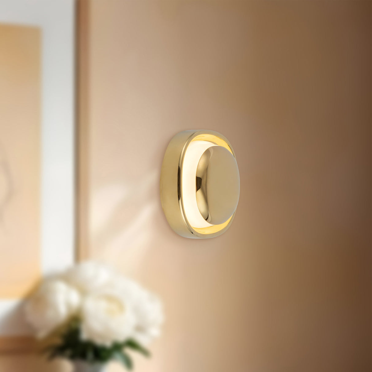 Kuzco Pebble 8-in Wall Sconce
