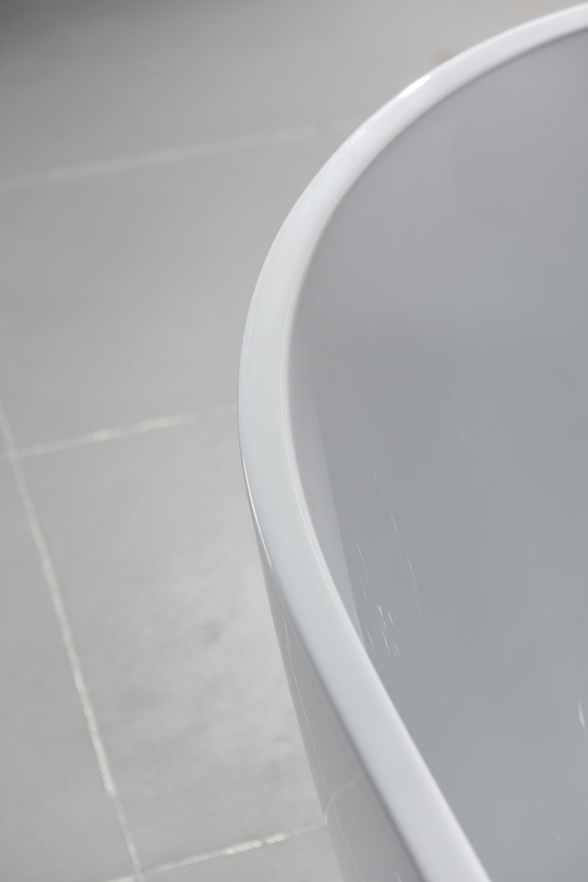 Sirena Freestanding Acrylic Bathtub