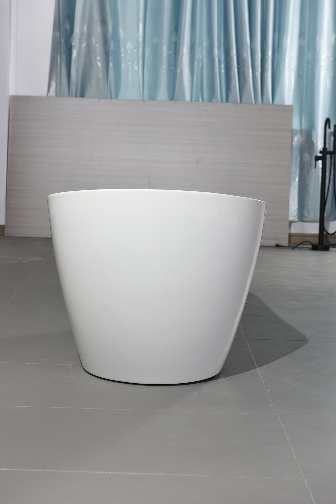 Sirena Freestanding Acrylic Bathtub
