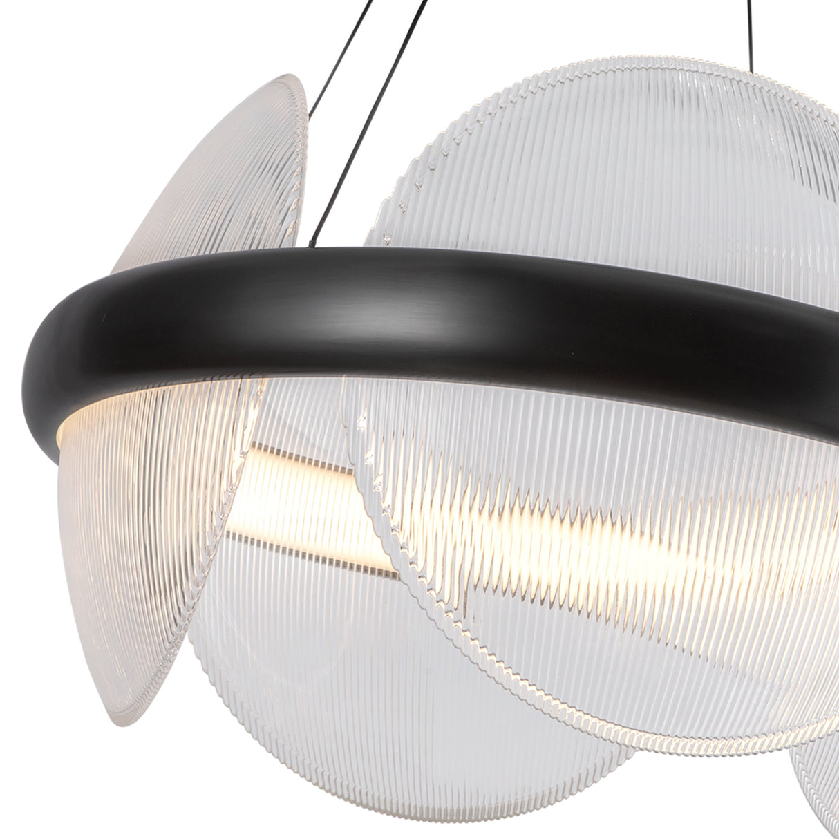 Kuzco Taurus 22-in Chandelier