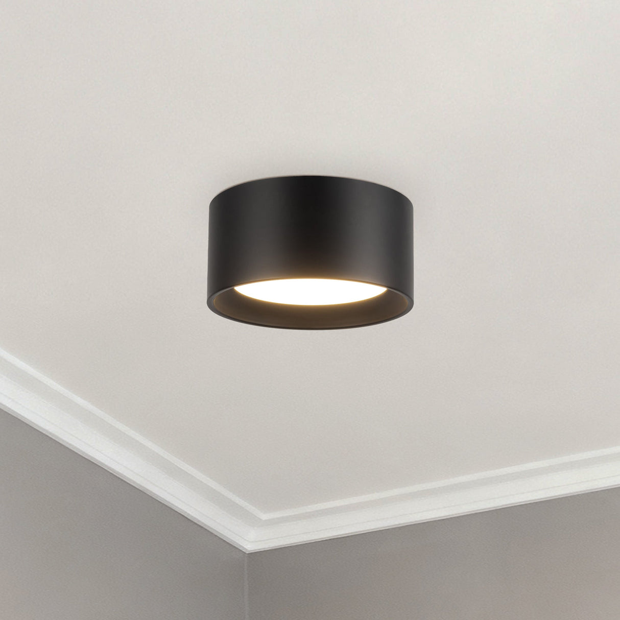Kuzco Vibe Uma 7-in Short Semi-Flush Mount