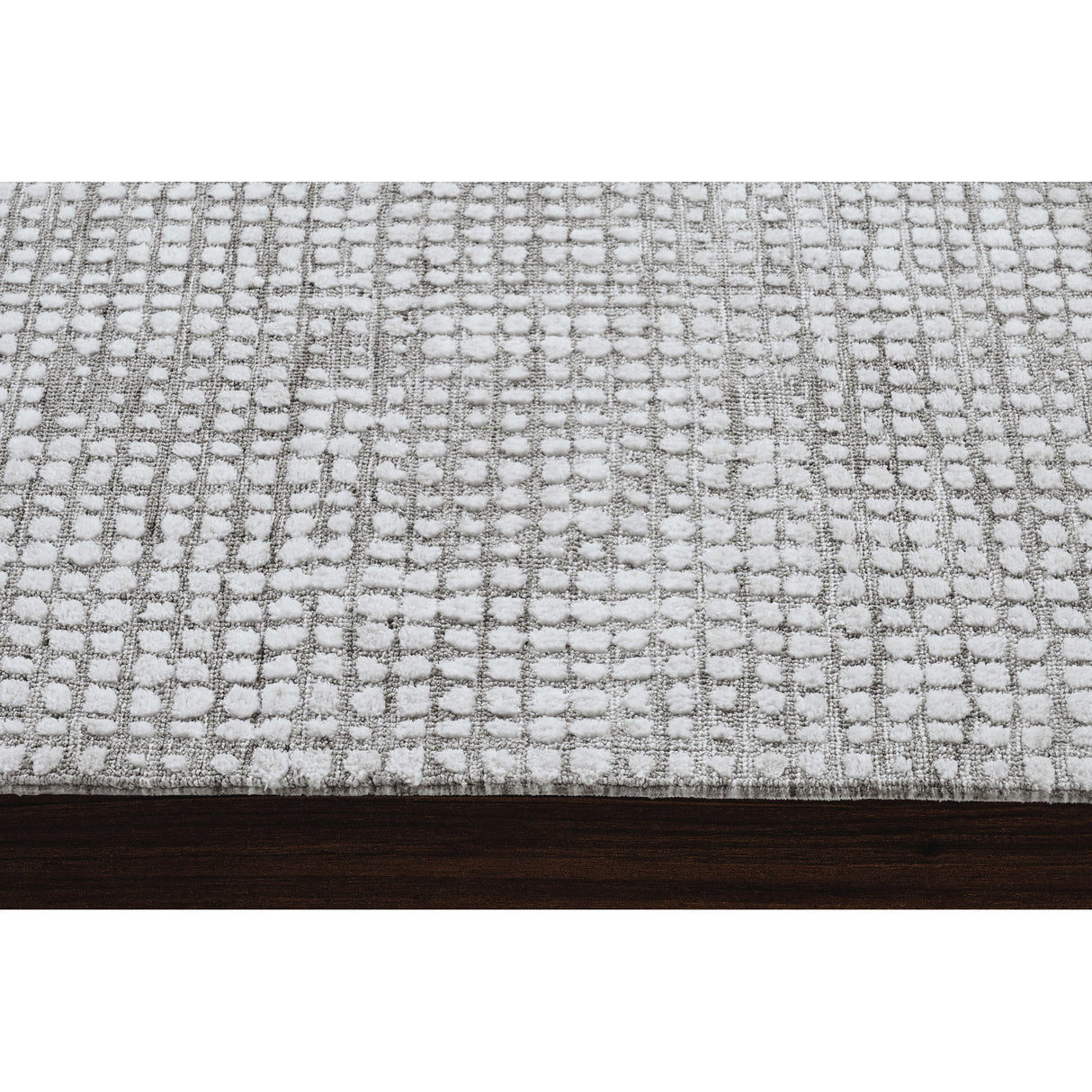 HAZEL 85.2" W x 122.4" L