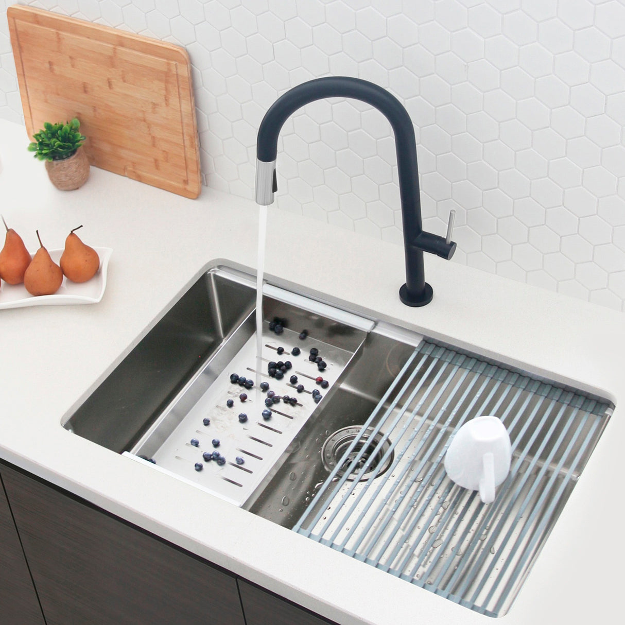 Stylish Lead-Free Pull-Down Kitchen Faucet Single Handle - image 12