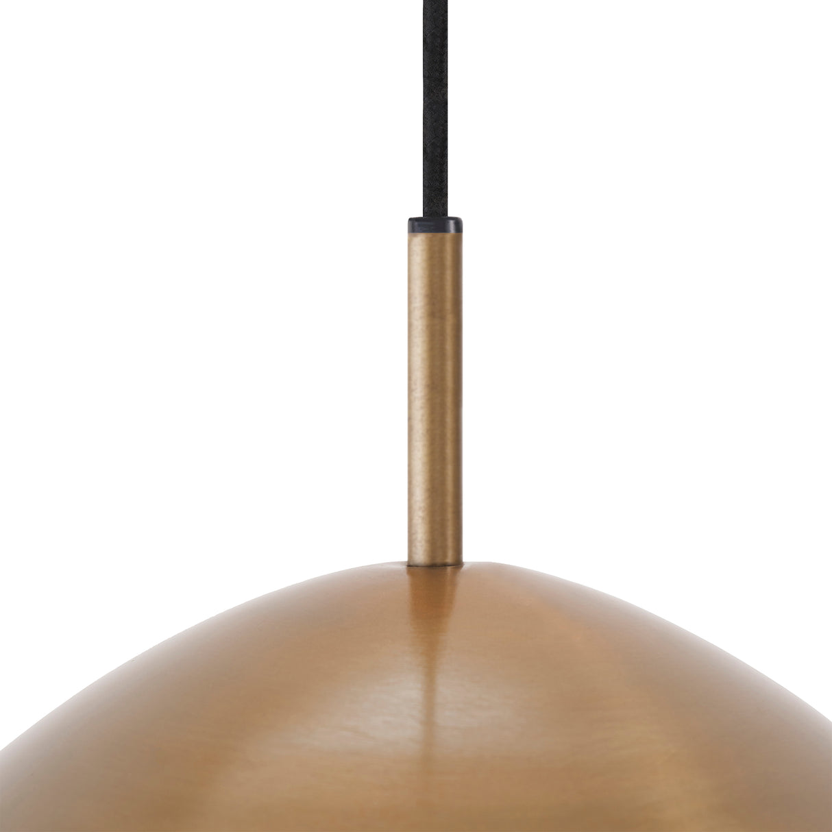 NINA 11.8" W x 7.1" H x 11.8" D