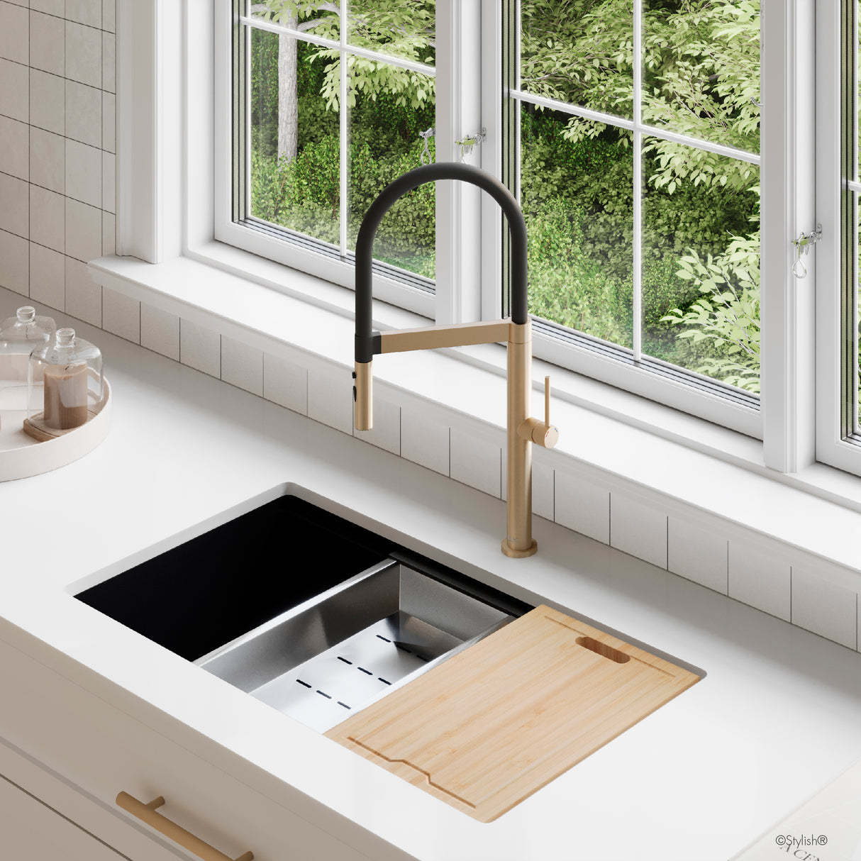 Single Handle with Spout Hose Pull Out Three Modes Kitchen Faucet