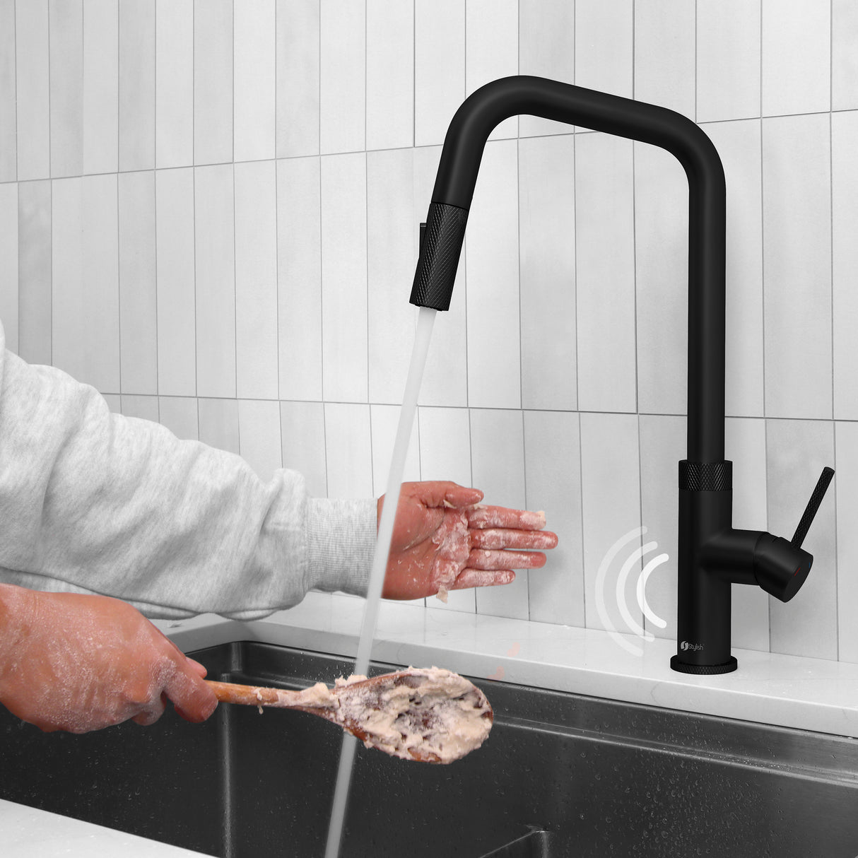 Single Handle Pull Down Touchless Kitchen Faucet