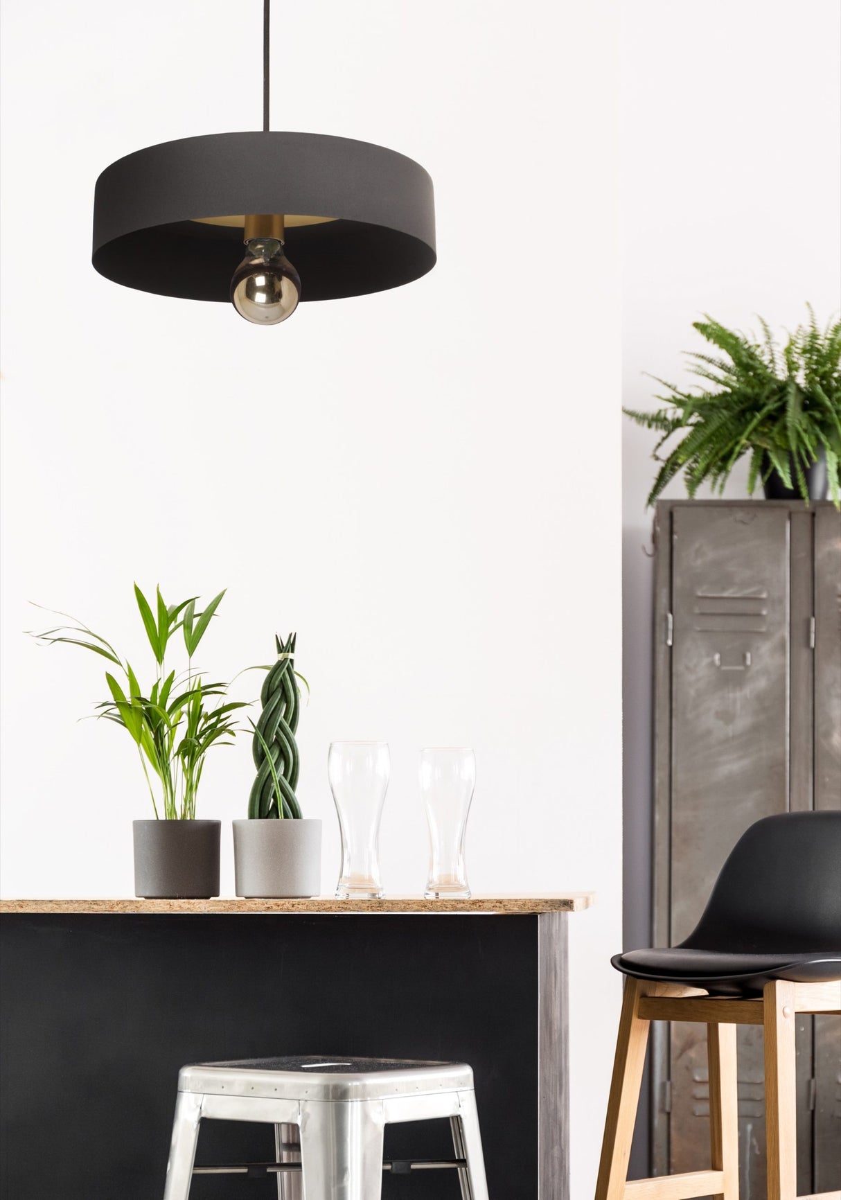 Moriah 15" W x 3.25" H x 15" D