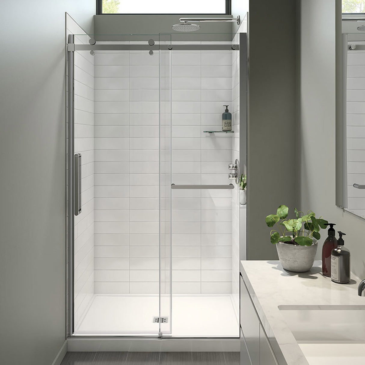 Halo Pro 44 ½-47 x 78 ¾ in. 8 mm Sliding Shower Door with Towel Bar for Alcove Installation with Clear glass in Chrome