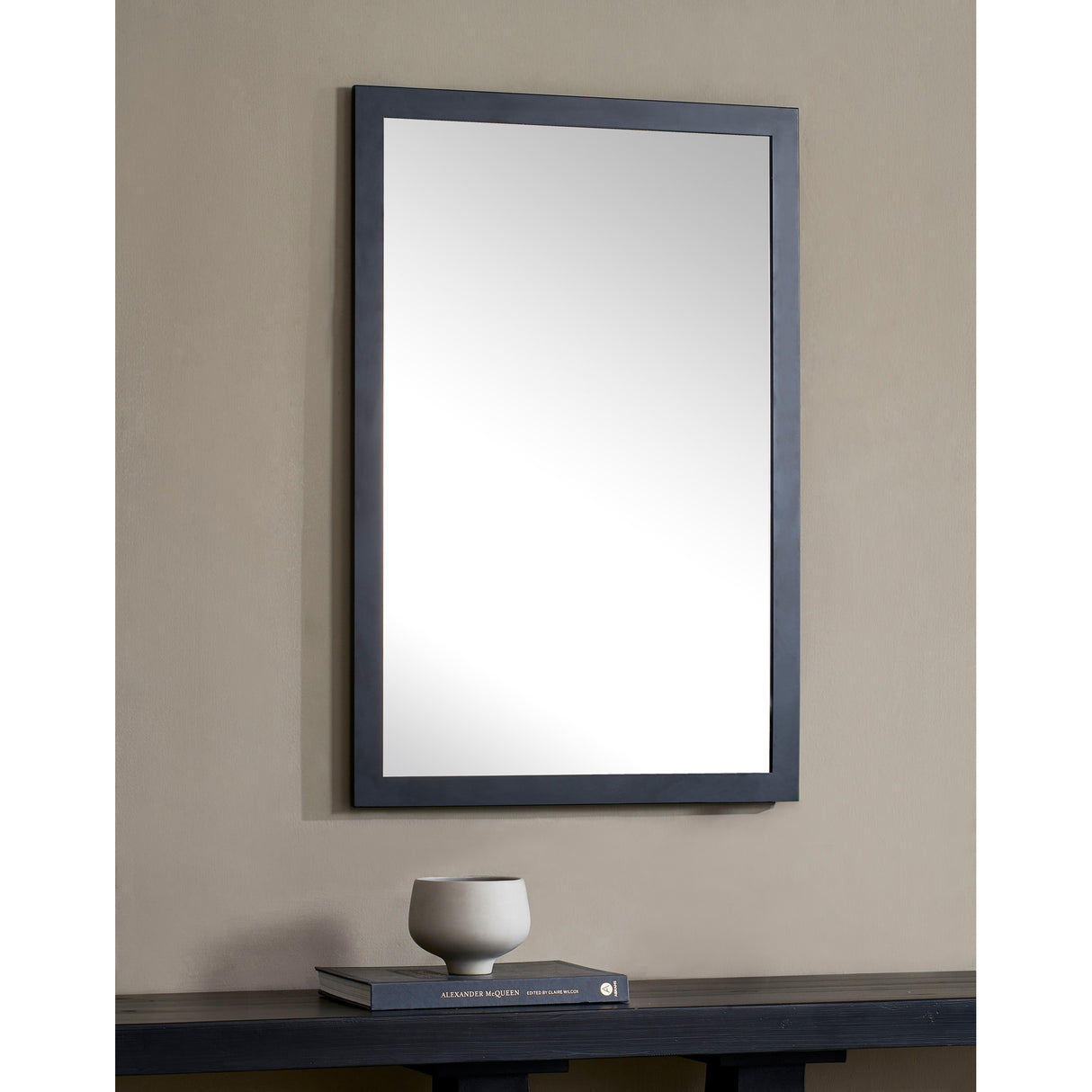 SALIMA 23.5" W x 35.5" H x 0.5" D