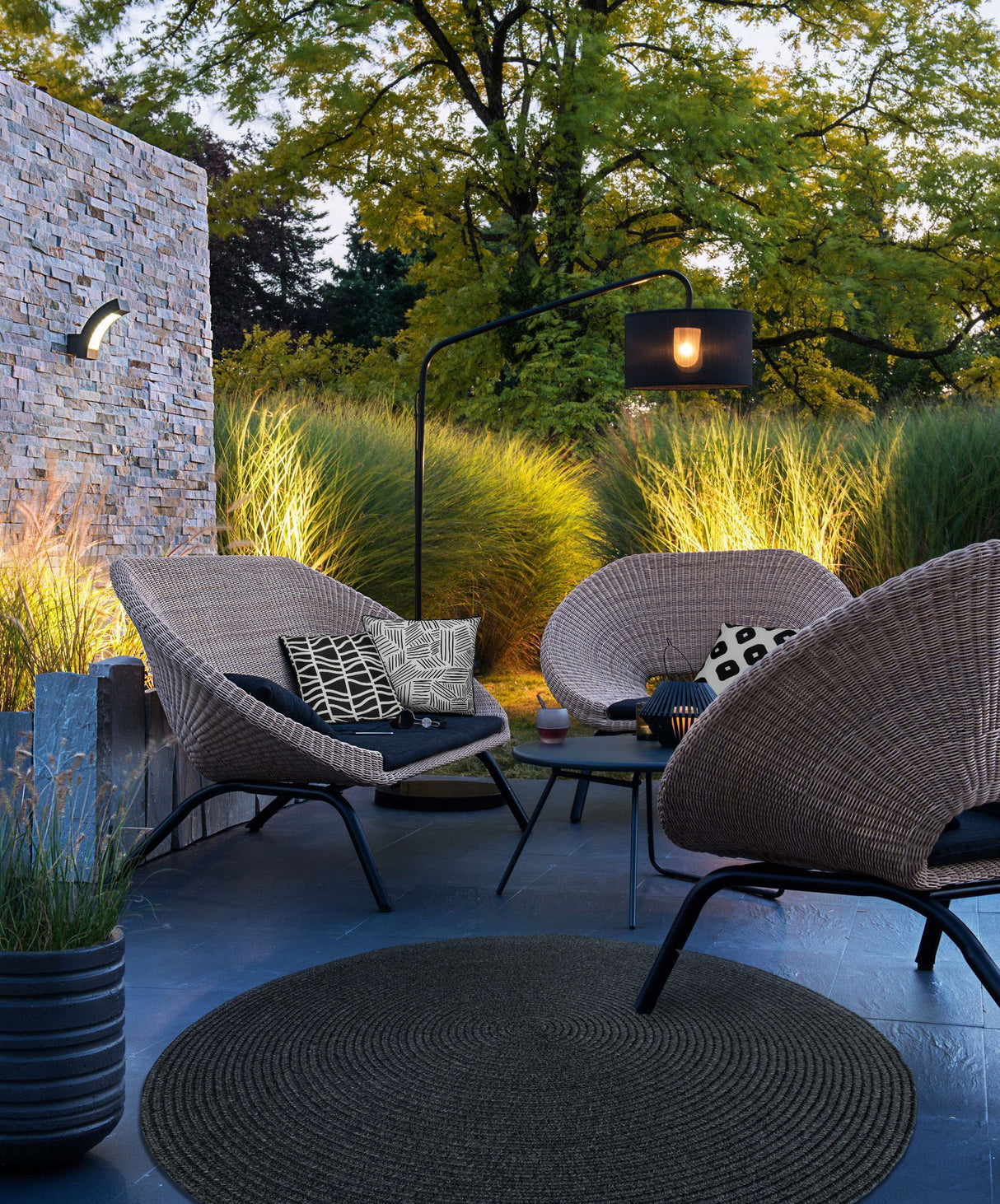 Grenton 22 W x 22 H x 3 D