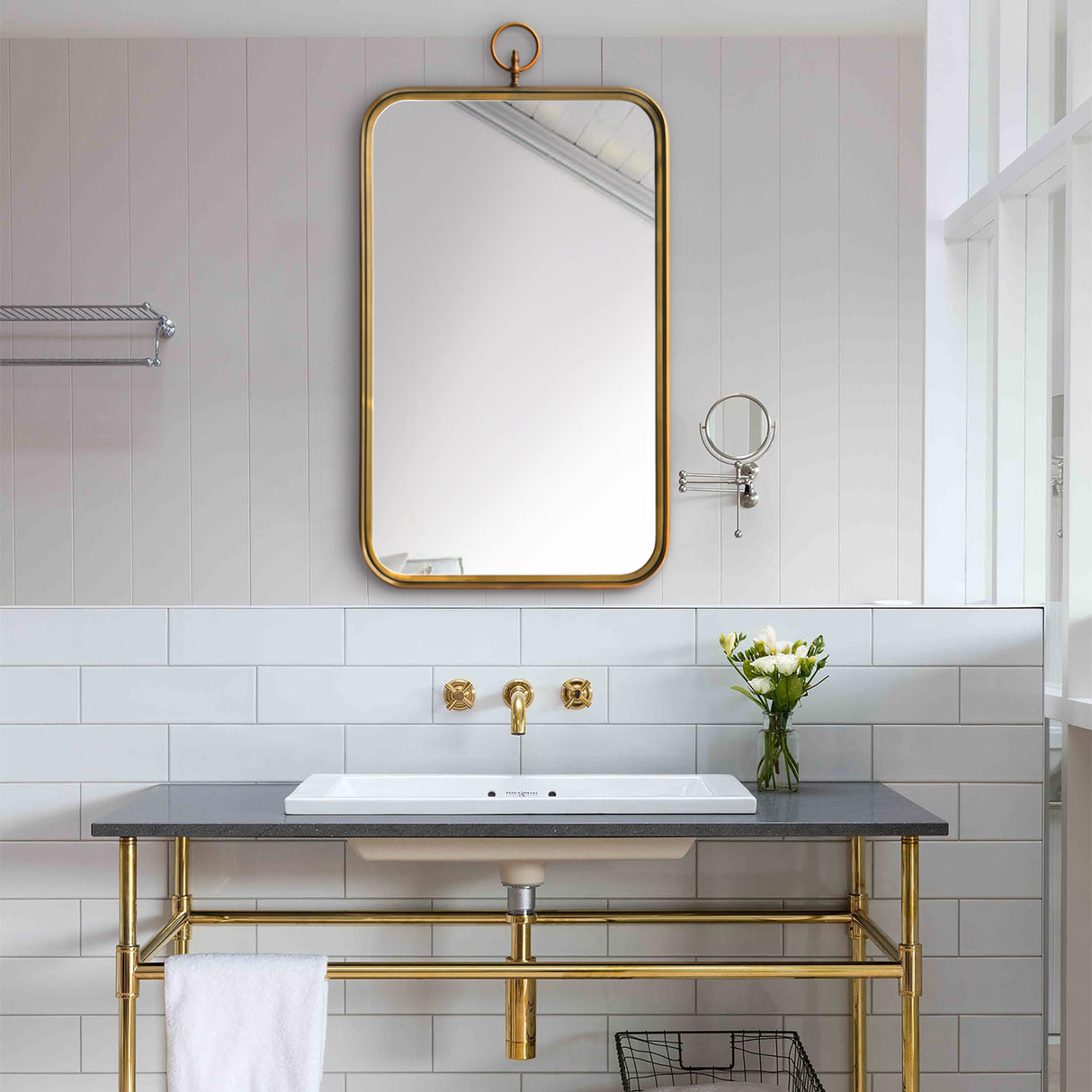 Coburg 22" W x 39.5" H x 1.5" D