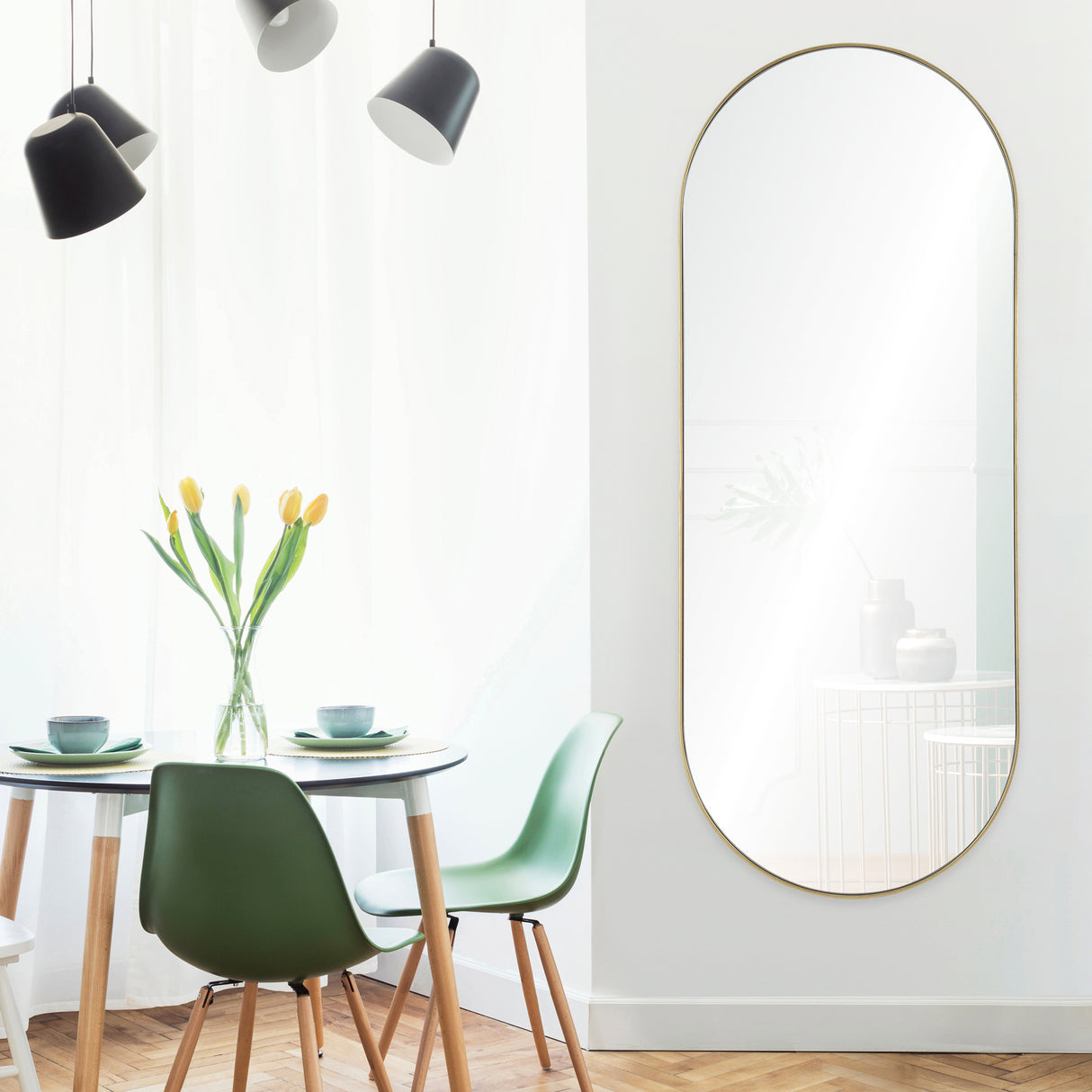 MARIUS 24" W x 60" H x 1" D