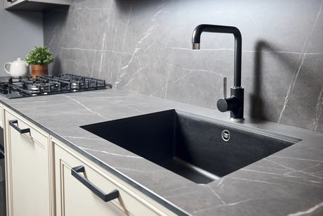 Undermount kitchen sink in a modern kitchen