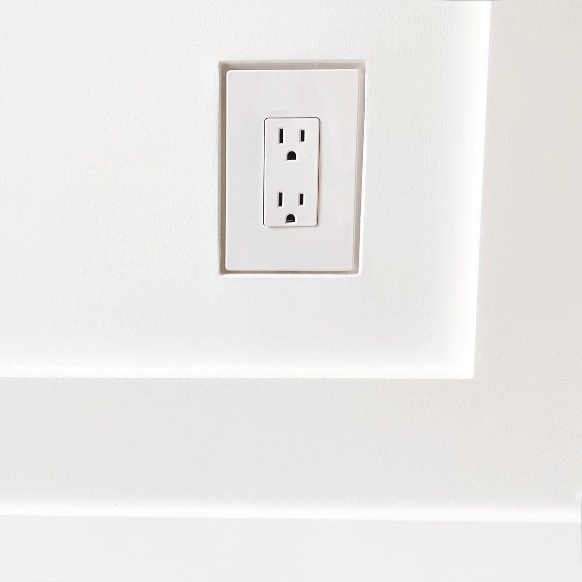 Flush Drywall Receptacle Mount [Luxe]