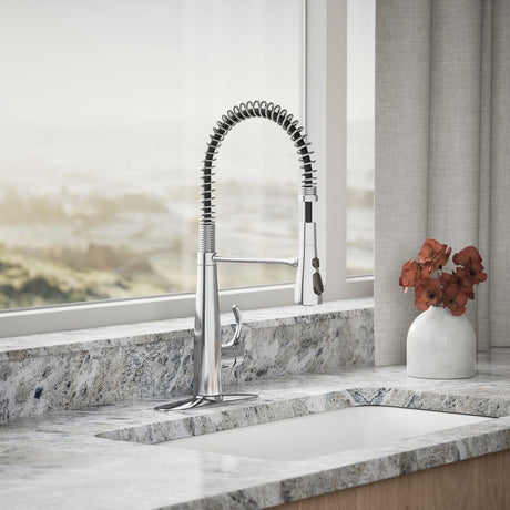 Simplice® Semi-professional kitchen sink faucet with three-function sprayhead