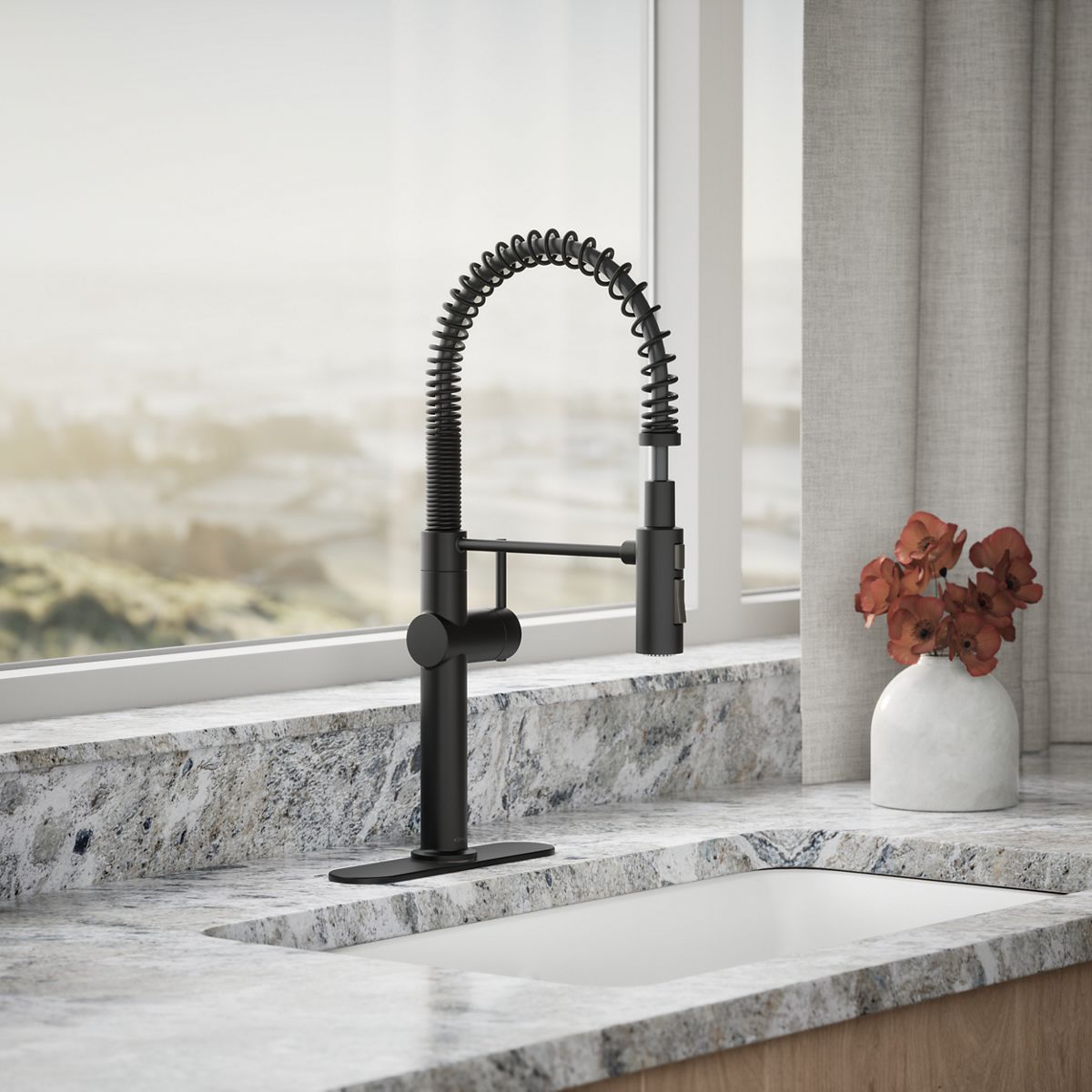 Crue® Semi-professional kitchen sink faucet with three-function sprayhead