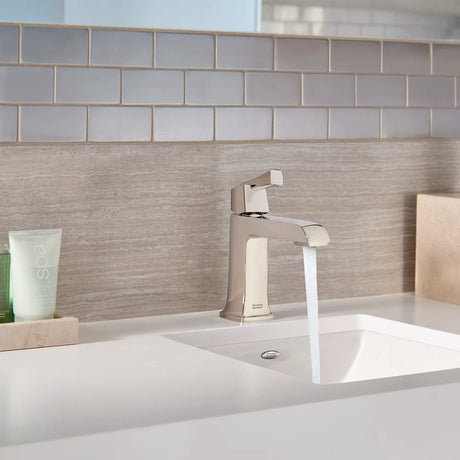 Townsend® Single Hole Single-Handle Bathroom Faucet 1.2 gpm/4.5 L/min With Lever Handle