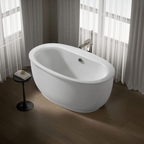 Sunstruck® 60" x 34" freestanding bath with fluted shroud