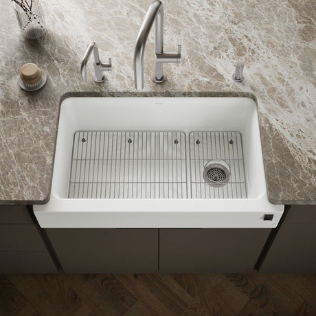 Cairn® Undermount single-bowl farmhouse kitchen sink