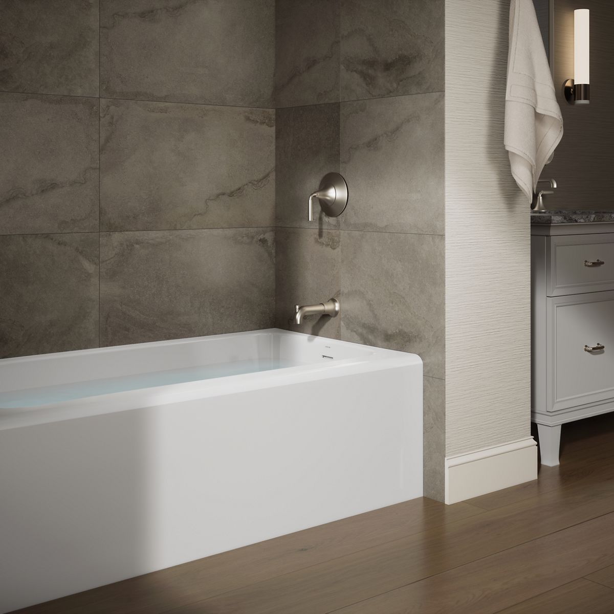 Avec® 60" x 32" alcove bath, right drain