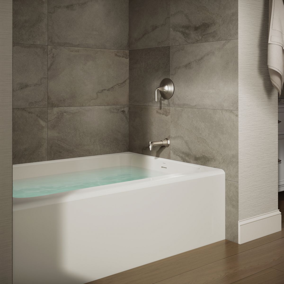 Avec® 60" x 42" alcove bath, right drain