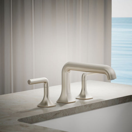 Occasion® Deck-mount bath spout with Straight design