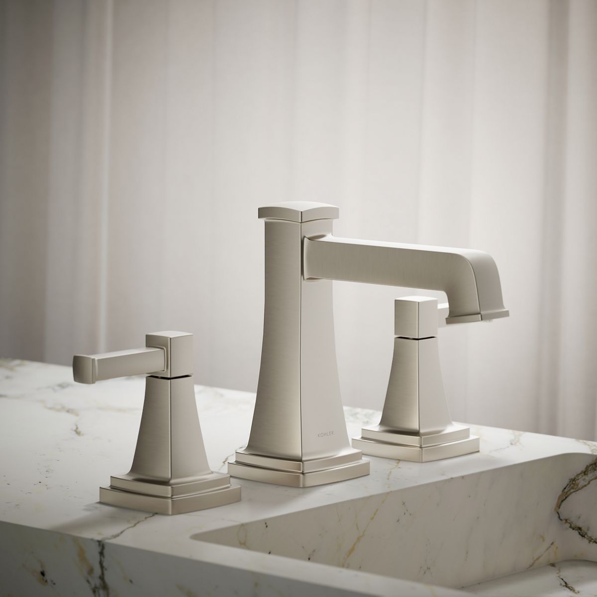 Riff® Widespread bathroom sink faucet, 0.5 gpm