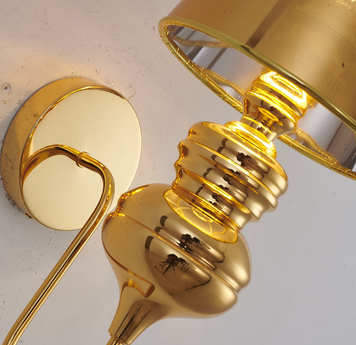 Wall Sconce ONEW2CUS