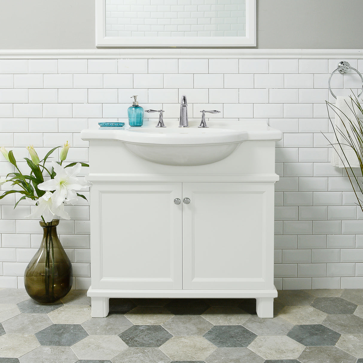 NOUVEAU 34-in Single-Basin Vanity