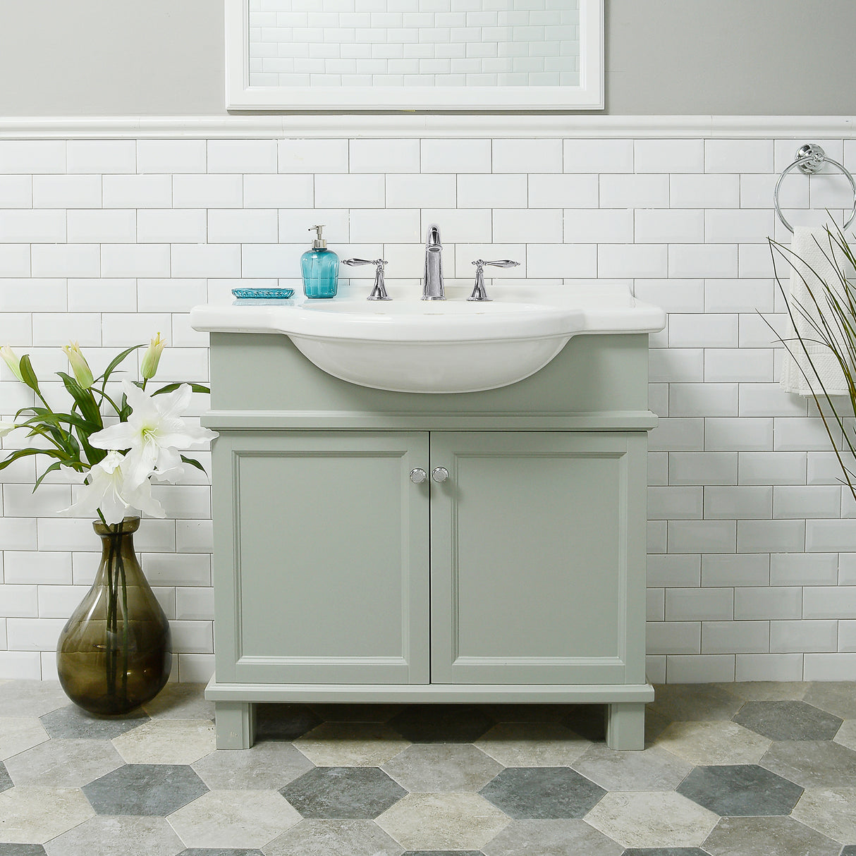 NOUVEAU 34-in Single-Basin Vanity