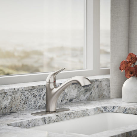 Jolt® Pull-out kitchen sink faucet with two-function sprayhead