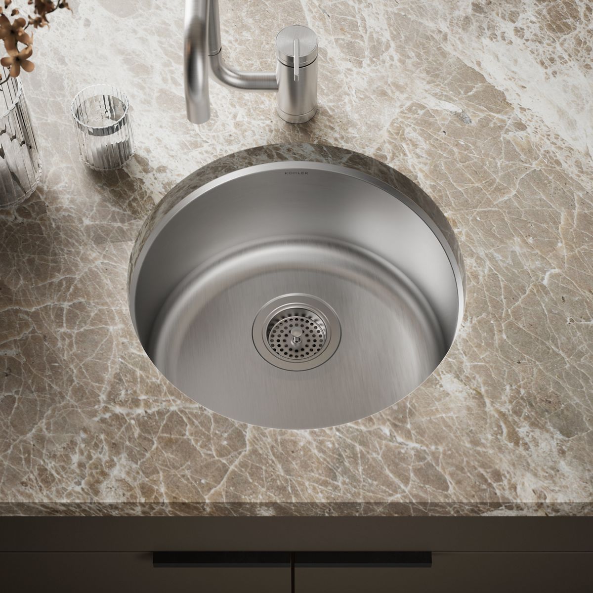 Undertone® Lyric® 18-1/2" top-/undermount single-bowl bar sink