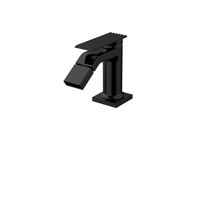 Single-hole bidet faucet with swivel spray